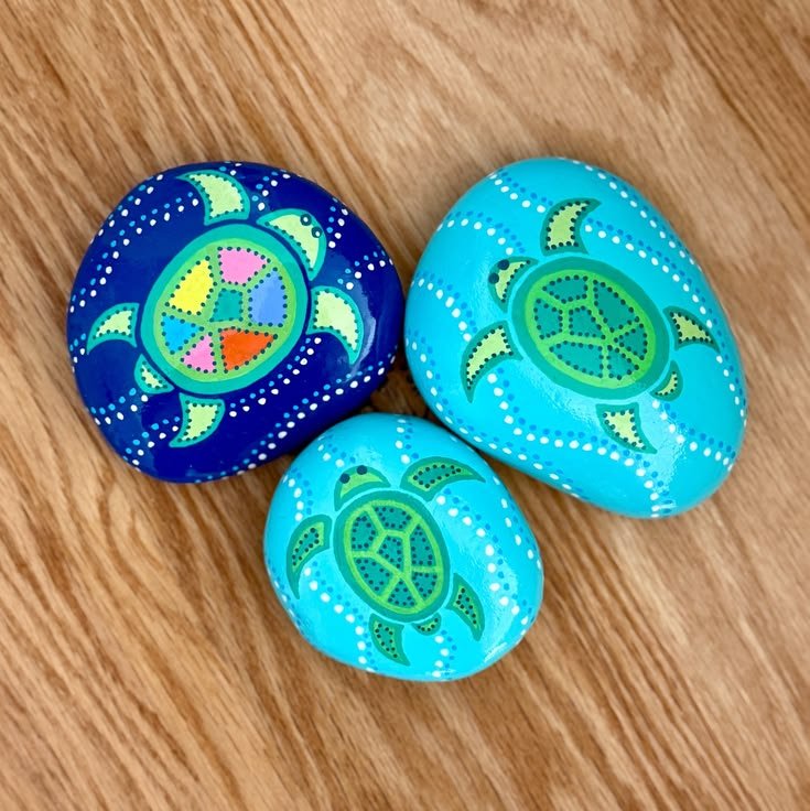 Sea Turtle Rock_ Hand-painted Blue Beach Stones – Etsy